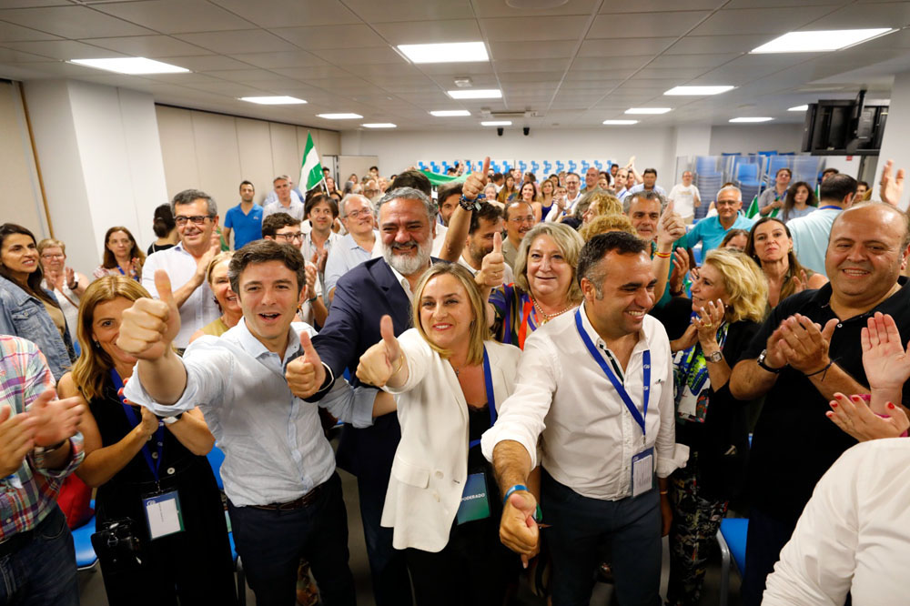El Partido Popular de Granada celebra su victoria electoral en Andalucía (PP GRANADA)