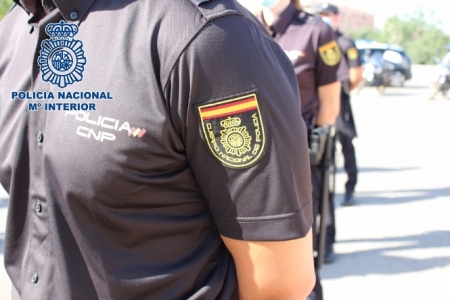 Agentes de Policía Nacional, en imagen de archivo (POLICÍA NACIONAL EN GRANADA) 