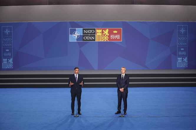 El presidente del Gobierno, Pedro Sánchez (i) y el secretario general de la OTAN, Jeans Stoltenberg (d) (EUROPA PRESS /E. PARRA/POOL) El presidente del Gobierno, Pedro Sánchez (i) y el secretario general de la OTAN, Jeans Stoltenberg (d) (EUROPA PRESS /E. PARRA/POOL)