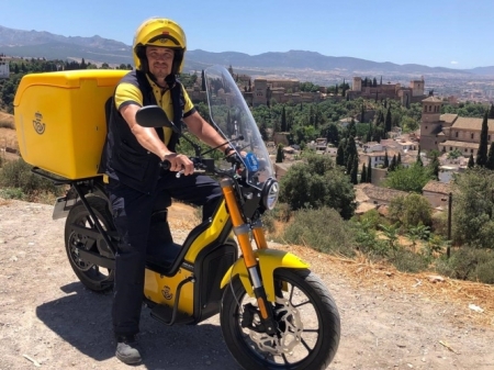 Moto eléctrica de Correos (CORREOS)