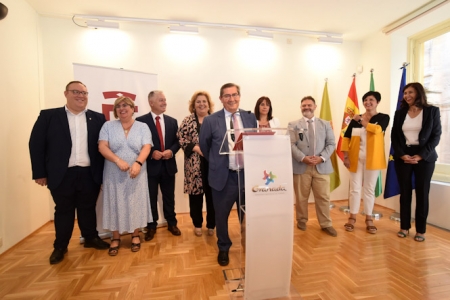 Reda de prensa del balance de los tres años de gestión en Diputación (R. MARTÍNEZ/ DIPGRA)