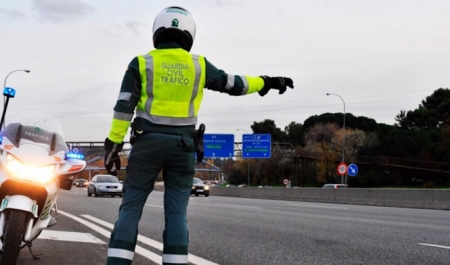 Agente de la Guardia Civil de Tráfico (SERVICIO DE EMERGENCIAS 112)