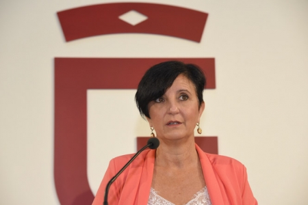 La diputada de Igualdad, Juventud y Administración Electrónica, Mercedes Garzón (DIPGRA)
