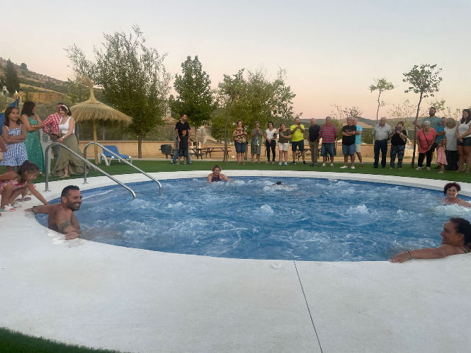 Nueva piscina de hidroterapia (DIPGRA) 