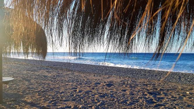 Playa Poniente, en imagen de archivo (ASOCIACIÓN CHIRINGUITOS COSTA TROPICAL) 