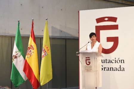 La diputada de Igualdad, Juventud y Administración Electrónica, Mercedes Garzón (DIPGRA) 