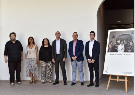 Presentación de las jornadas internacionales (BIENAL DE FLAMENCO / CLAUDIA RUIZ) 