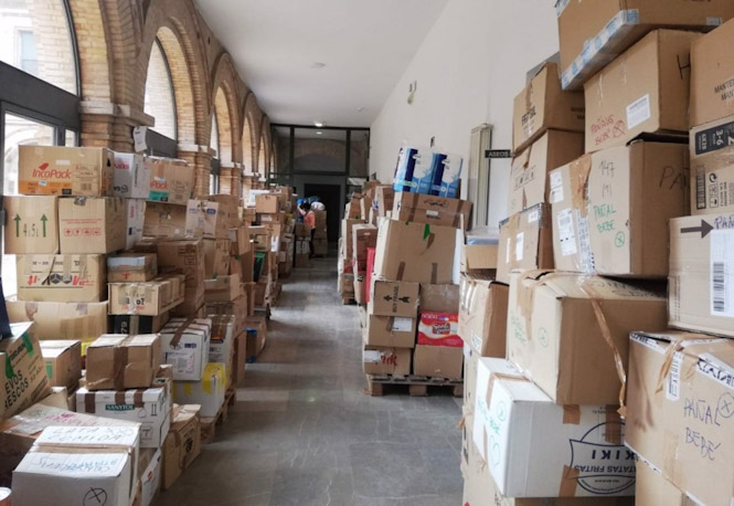 Donaciones de productos para la campaña `Ayuda a Ucrania` del Arzobispado de Granada (ARZOBISPADO DE GRANADA) Donaciones de productos para la campaña `Ayuda a Ucrania` del Arzobispado de Granada (ARZOBISPADO DE GRANADA)