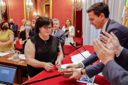 Sandra Rodríguez Salas toma posesión como concejal en el Ayuntamiento de Granada, el pasado julio (AYUNTAMIENTO DE GRANADA) 