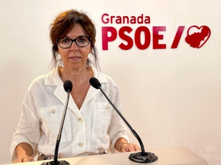 La parlamentaria granadina Mª Ángeles Prieto (PSOE)