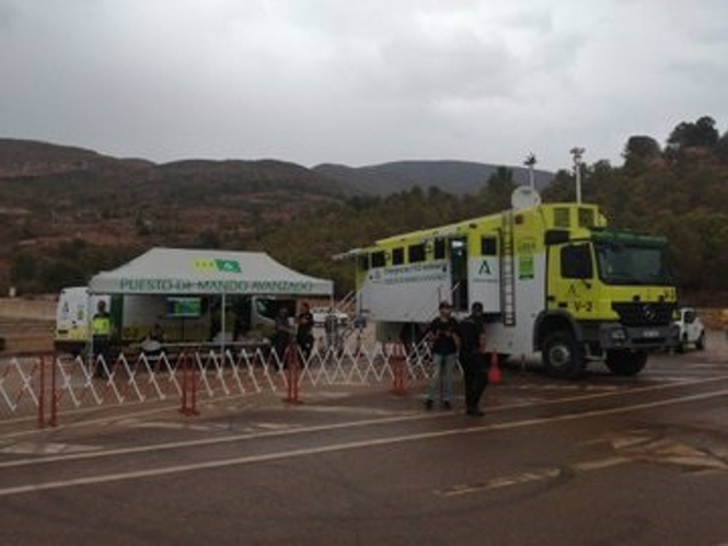 Imagen del Puesto de Mando Avanzado para la lucha contra el incendio forestal de Los Guájares (PLAN INFOCA) Imagen del Puesto de Mando Avanzado para la lucha contra el incendio forestal de Los Guájares (PLAN INFOCA)