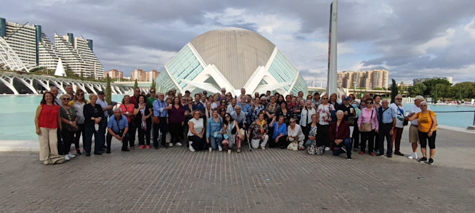 mayores que han participado en el viaje a Marina D`Or, durante su visita a Valencia (AYTO. VEGAS DEL GENIL) mayores que han participado en el viaje a Marina D`Or, durante su visita a Valencia (AYTO. VEGAS DEL GENIL)