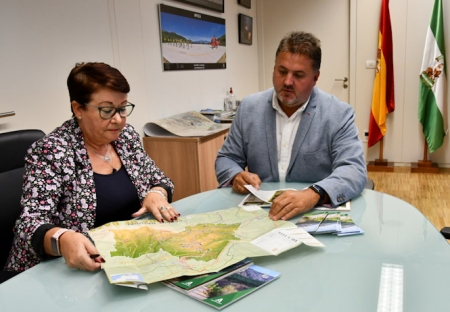 Presentación de las nueva guía de rutas cicloturistas (JUNTA)