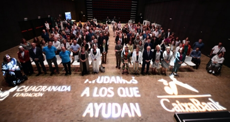 Entrega de las ayudas (CAJA GRANADA FUNDACIÓN)