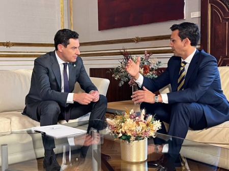 Reunión entre Juanma Moreno y Francisco Cuenca (AYTO. GRANADA)
