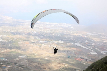 Vuelo de parapente (CABILDO DE TENERIFE) 