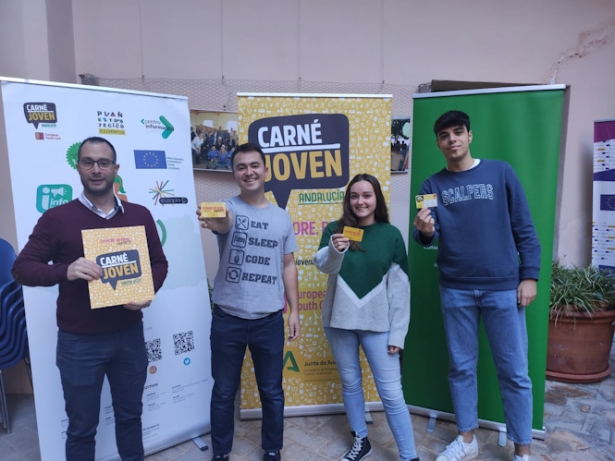 Presentación del Carné Joven Europeo (JUNTA GRANADA)