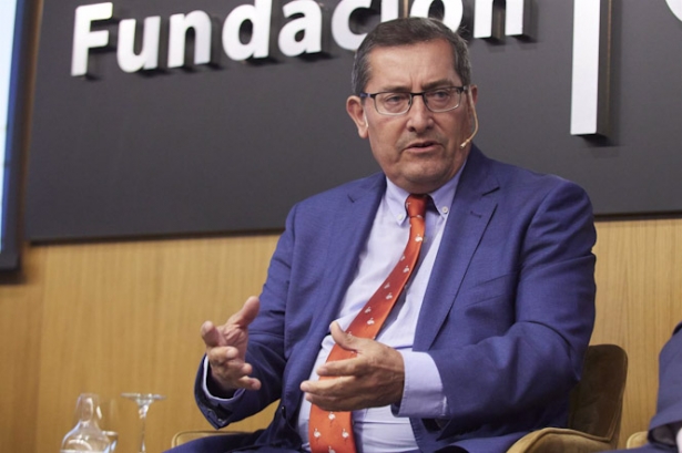 El presidente de la diputación de Granada, José Entrena, durante el encuentro informativo de Europa Press  (JOAQUÍN CORCHERO/ EUROPA PRESS)