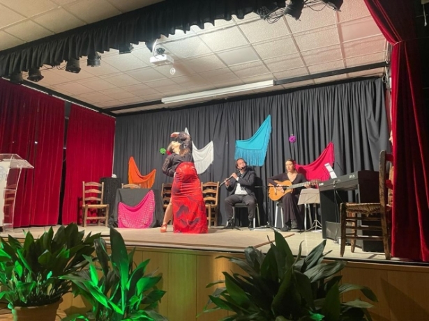 Actuación flamenca en el IES Cartuja (JUNTA)
