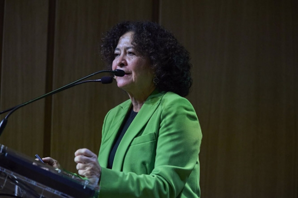 La rectora de la Universidad de Granada, Pilar Aranda, interviene durante el desayuno informativo de Europa Press (JESÚS HELLÍN / EUROPA PRESS)