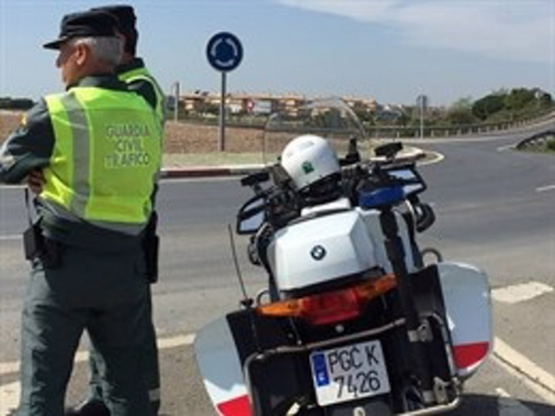 Agentes de la Guardia Civil de Tráfico en una imagen de archivo (GUARDIA CIVIL/ARCHIVO)