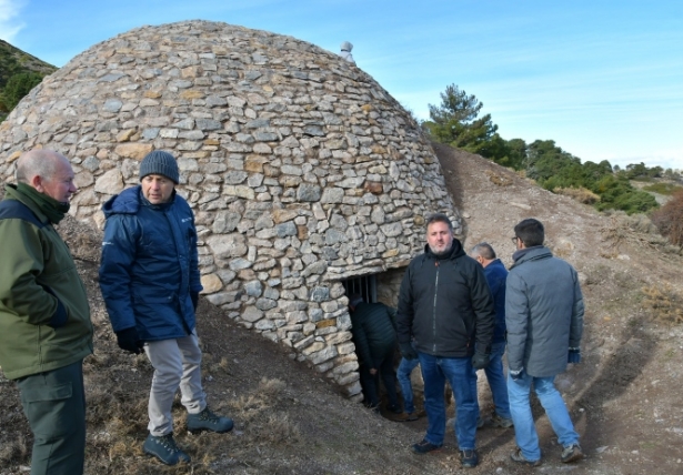 Imagen de la visita al Pozo de la Nieve (JUNTA)
