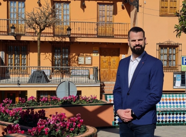 Chus Fernández será el candidato de IU a la alcaldía de Huétor Vega (IU)