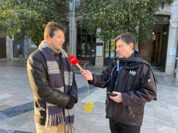 Cecilio Sánchez en la Plaza del Carmen (VAMOS GRANADA)