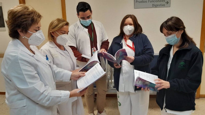 Enfermeras del Virgen de las Nieves elaboran una guía de consulta para tratar heridas agudas y crónicas (JUNTA DE ANDALUCÍA) Enfermeras del Virgen de las Nieves elaboran una guía de consulta para tratar heridas agudas y crónicas (JUNTA DE ANDALUCÍA)