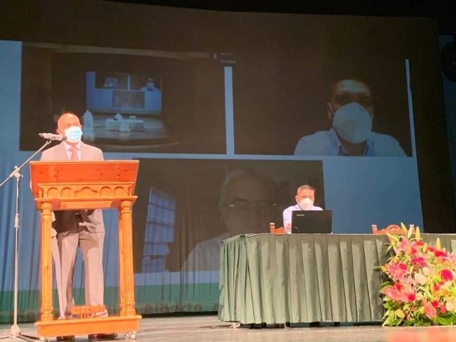 Entrega del Premio Internacional de Poesía de Fuente Vaqueros en una edición anterior (AYTO. FUENTE VAQUEROS) Entrega del Premio Internacional de Poesía de Fuente Vaqueros en una edición anterior (AYTO. FUENTE VAQUEROS)