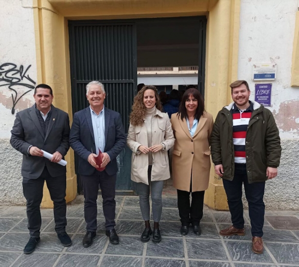 Imagen de la visita al mercado de abastos de Santa Fe (DIPGRA)