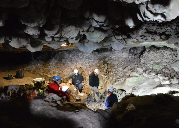 Cueva de Malalmuerzo(AYTO. MOCLÍN) 