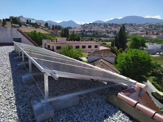 Placas solares (AYTO. MONACHIL)