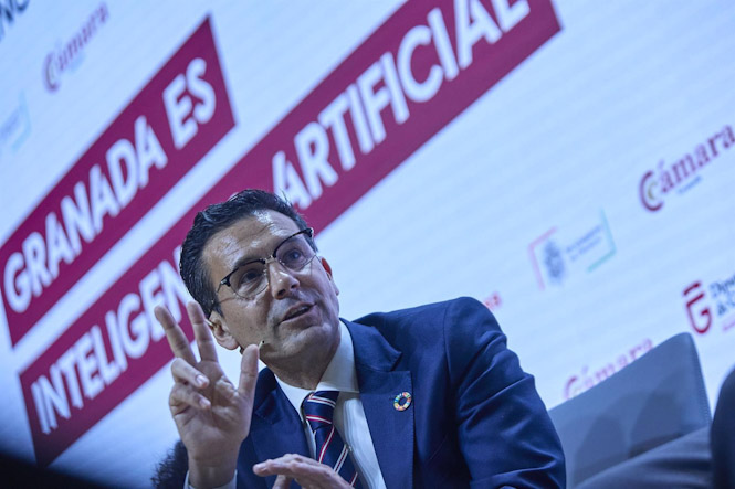 El alcalde Granada, Francisco Cuenca, interviene durante el desayuno informativo de Europa Press Granada es inteligencia artificial (JESÚS HELLÍN/EUROPA PRESS) El alcalde Granada, Francisco Cuenca, interviene durante el desayuno informativo de Europa Press Granada es inteligencia artificial (JESÚS HELLÍN/EUROPA PRESS)