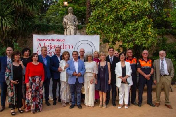 Foto de familia de los galardonados (PSOE) 