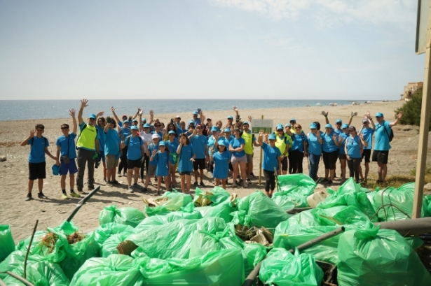 Jornada de plogging en Castell de Ferro (FMGS)