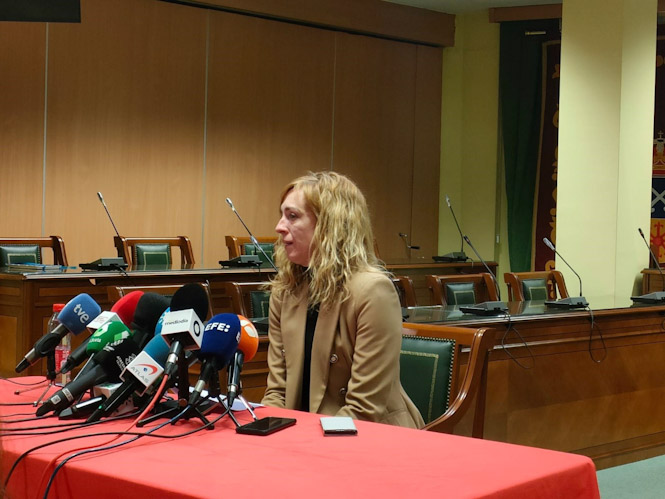 La alcaldesa de Maracena, Berta Linares, durante la rueda de prensa que ofreció tras el secuestro de la concejal el pasado febrero (EUROPA PRESS) La alcaldesa de Maracena, Berta Linares, durante la rueda de prensa que ofreció tras el secuestro de la concejal el pasado febrero (EUROPA PRESS)