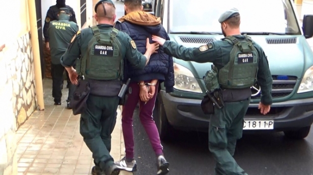 Detención en la operación Nazarí Ordo Alcosto, en la comarca de Guadix, en la provincia de Granada (GUARDIA CIVIL)