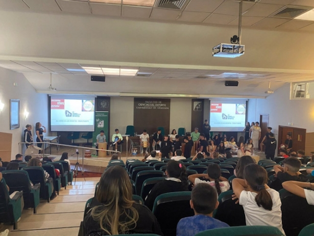 Un total de doce centros participan en el programa `Fénix Andalucía` para aumentar la motivación del alumnado (JUNTA DE ANDALUCÍA)