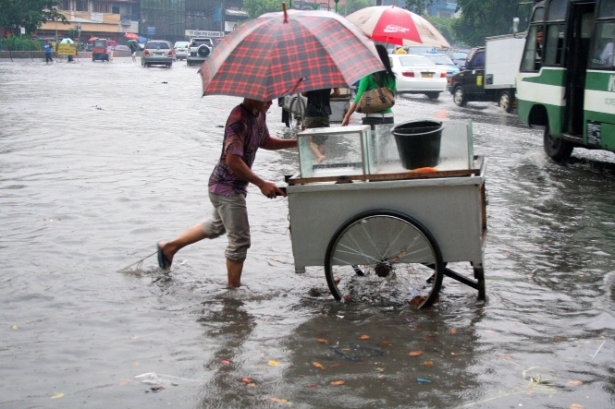 Lluvias en Indonesia (PROCOMÚN)