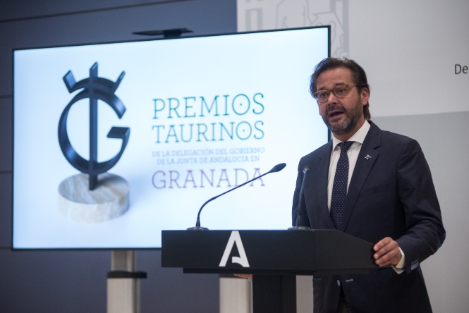 El Delegado del Gobierno, Antonio granados, ha presentado los premios taurinos (JUNTA)