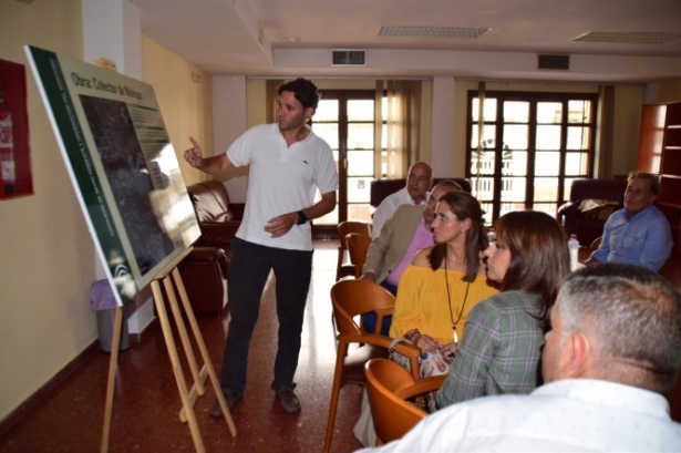 Imagen de archivo de una presentación en el Ayuntamiento de Molvízar (JUNTA) 