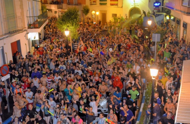 Carrera del Agua para festejar la Noche de San Juan, en imagen de archivo (AYUNTAMIENTO DE LANJARÓN)