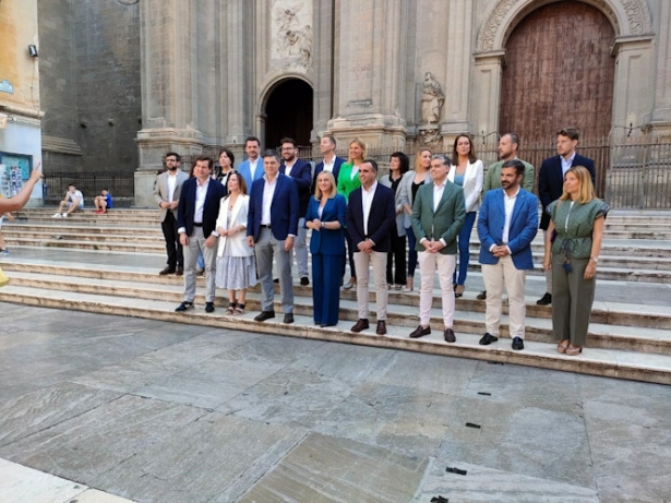 Foto de familia de candidatos del PP de Granada a Congreso y Senado el 23J (EUROPA PRESS)