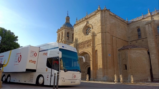 Autobús de `Generación D` (ALEGRÍA-ACTIVITY ) 