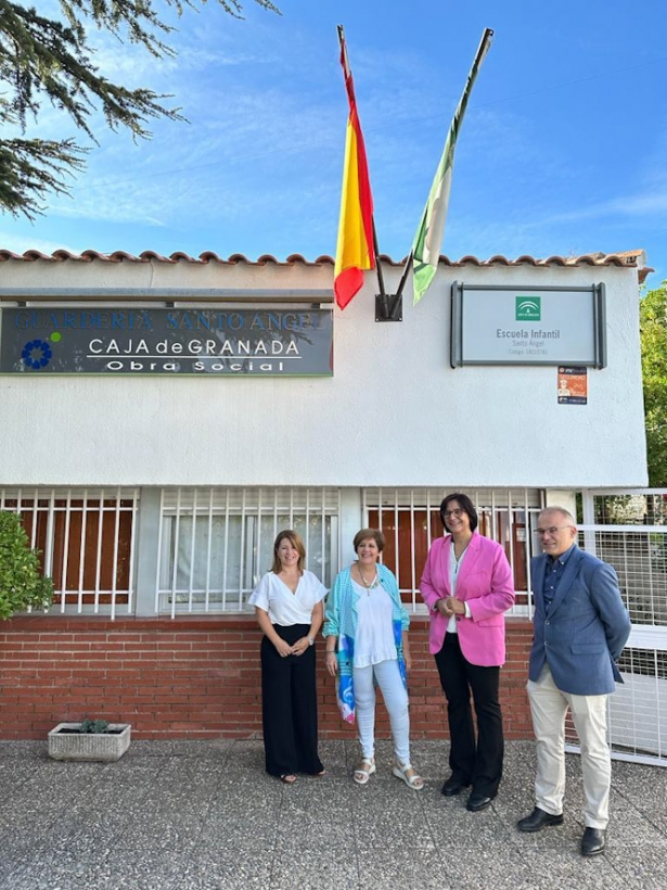 Imágen de la visita al Centro Santo Ángel de Baza (JUNTA)