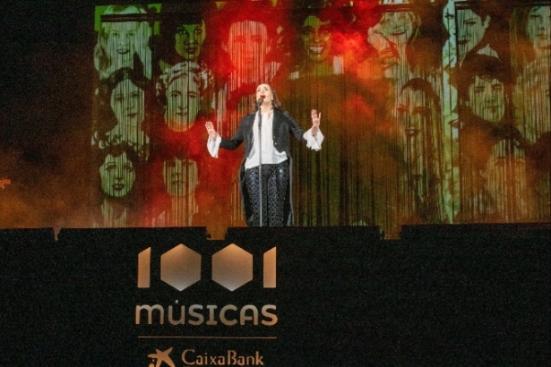 Concierto de Luz Casal (1001 MÚSICAS) 
