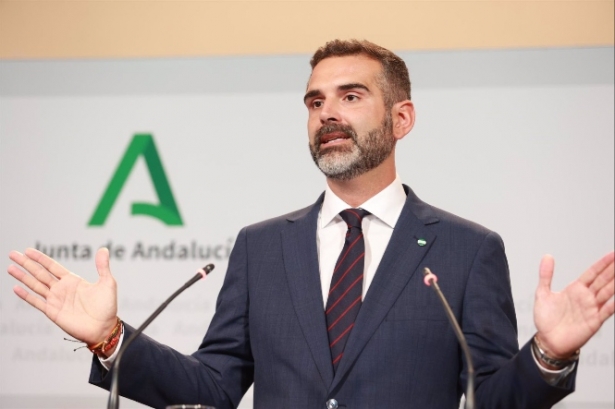 El consejero de Sostenibilidad, Medio Ambiente y Economía Azul de la Junta de Andalucía y portavoz del gobierno, Ramón Fernández-Pacheco, en la rueda de prensa tras el Consejo de Gobierno (ROCÍO RUZ - EUROPA PRESS) 