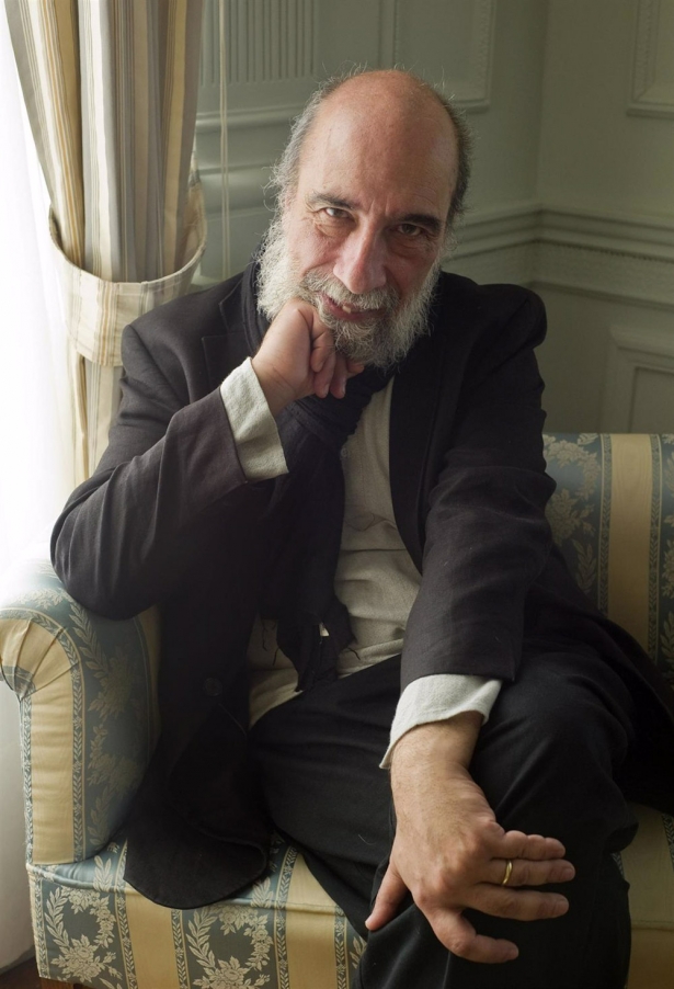 El ganador de la edición anterior, Raúl Zurita (UIMP)