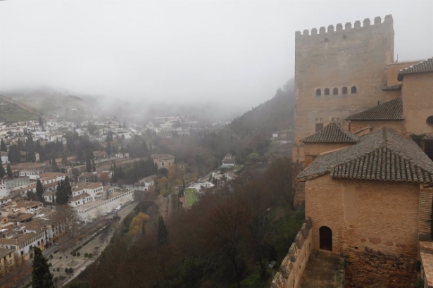 Imagen de archivo desde la Alhambra de Granada (ÁLEX CÁMARA/EUROPA PRESS)